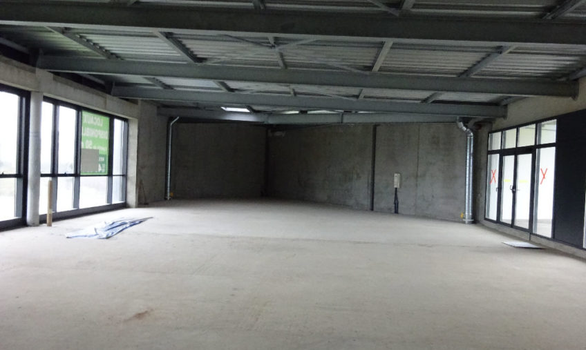 LOCAL COMMERCIAL LESNEVEN A LOUER - C10612