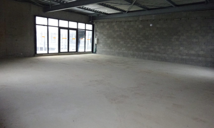 LOCAL COMMERCIAL LESNEVEN A LOUER - C10612