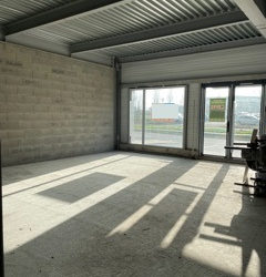 LOCAL COMMERCIAL GUIPAVAS PRAT PIP A LOUER