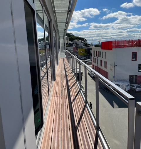 BUREAU BREST PORT DE COMMERCE A VENDRE - 777