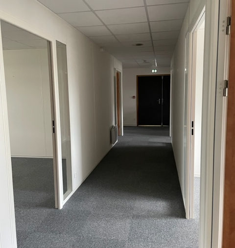 BUREAU  GUIPAVAS PRAT PIP  A LOUER - 921