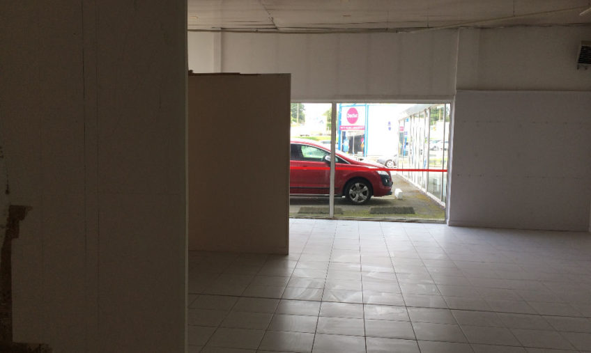 LOCAL COMMERCIAL BREST KERGONAN A LOUER - 9473