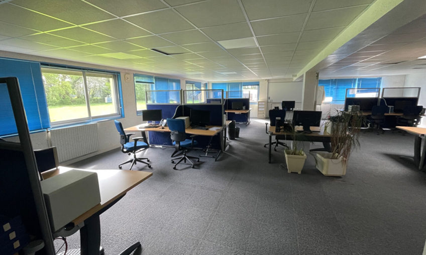LOCAL ACTIVITE BREST KERGARADEC  A LOUER - 1051