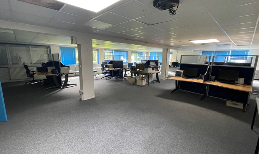LOCAL ACTIVITE BREST KERGARADEC  A LOUER - 1051