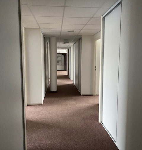 BUREAU BREST PORT DE COMMERCE A LOUER - 1058