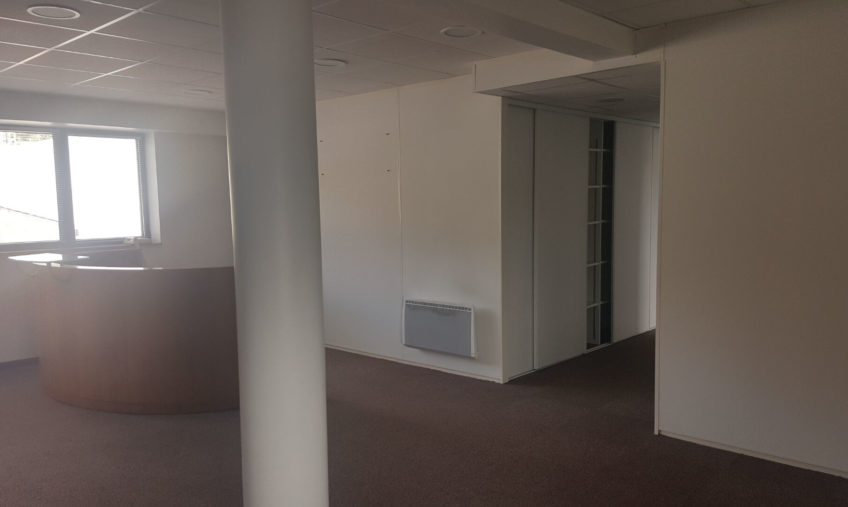 BUREAU BREST PORT DE COMMERCE A LOUER - 1058