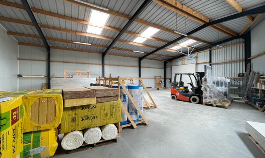 Local d’activité neuf 240 m2 – BIEN RARE - 1094