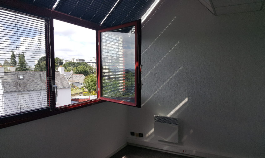 BUREAU BREST KERGARADEC A LOUER - 11595