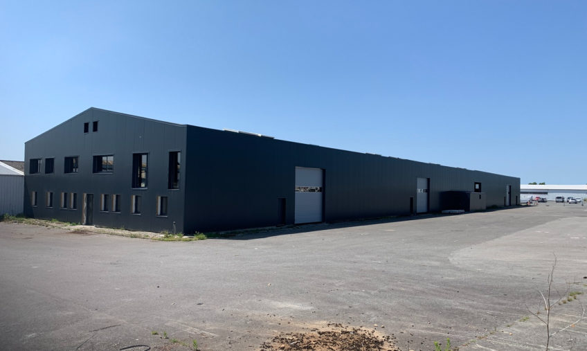 LOCAL ACTIVITE NEUF PLOUEDERN SAINT ELOI  A LOUER - 802