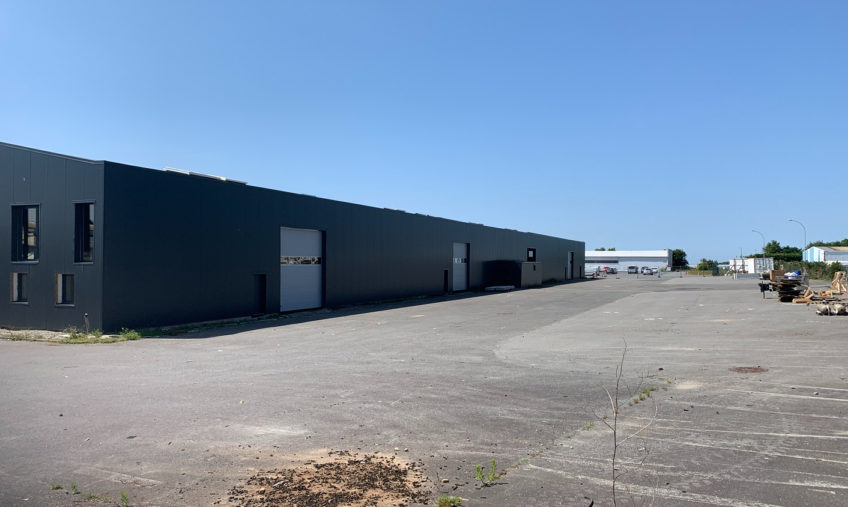 LOCAL ACTIVITE NEUF PLOUEDERN SAINT ELOI  A LOUER - 802