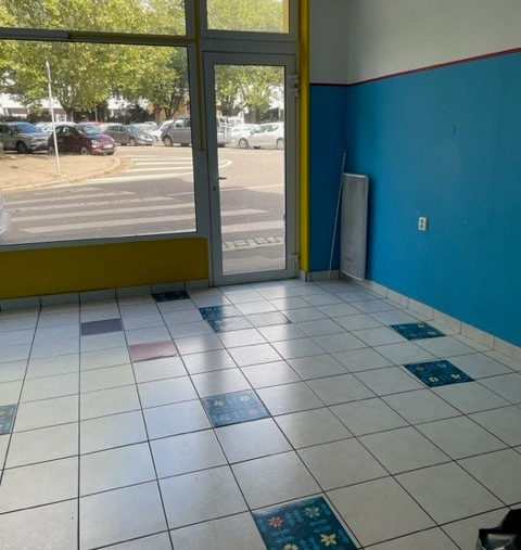 LOCAL COMMERCIAL BREST PROCHE SIAM A LOUER - 1110