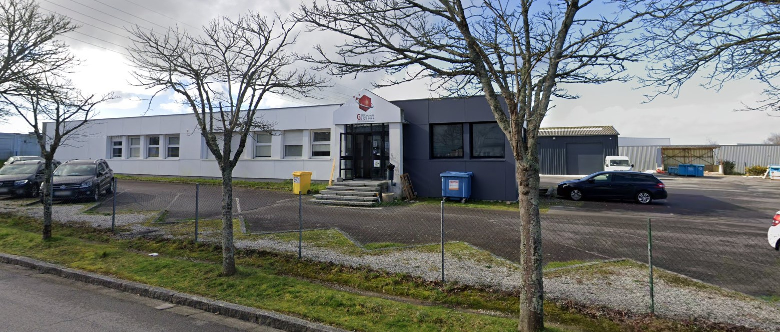 BUREAU BREST LOSCOAT A VENDRE