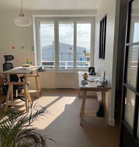 BUREAU BREST PORT DE COMMERCE A LOUER - 1111