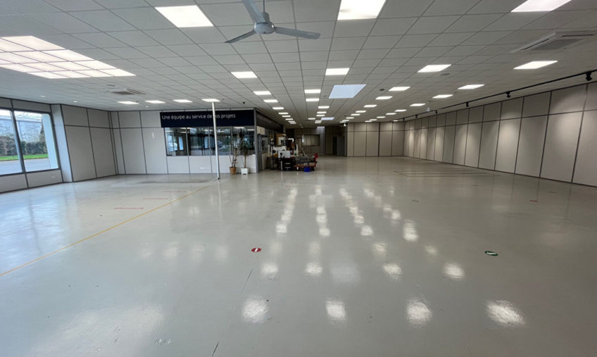 ENTREPOT GOUESNOU KERGARADEC A LOUER - 579