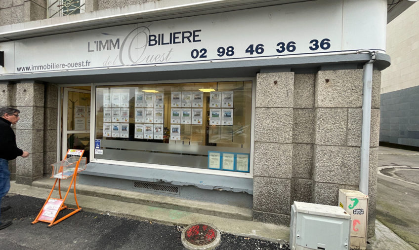LOCAL COMMERCIAL BREST CENTRE VILLE A CEDER - 1490
