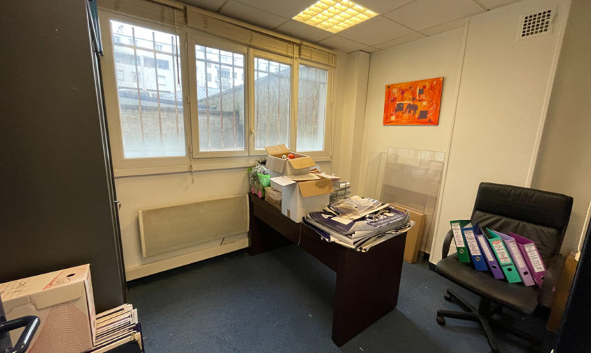 LOCAL COMMERCIAL BREST CENTRE VILLE A CEDER - 1490