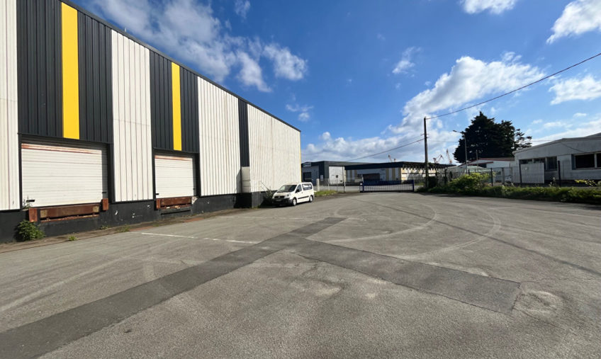 LOCAL ACTIVITE BREST PORT A LOUER - 1545