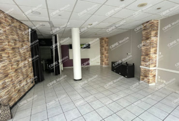 A LOUER LOCAL COMMERCIAL