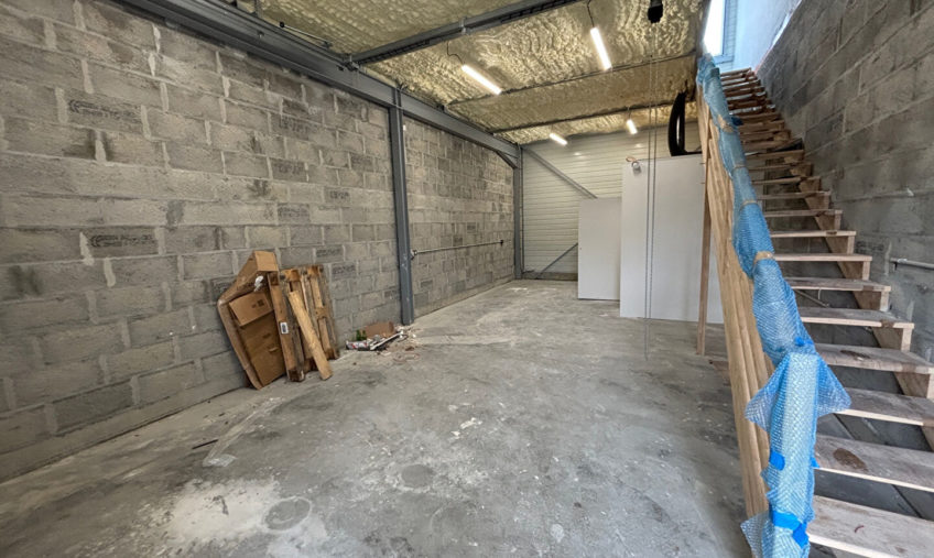 Local d&rsquo;activité Brest 96 m2 - 1616