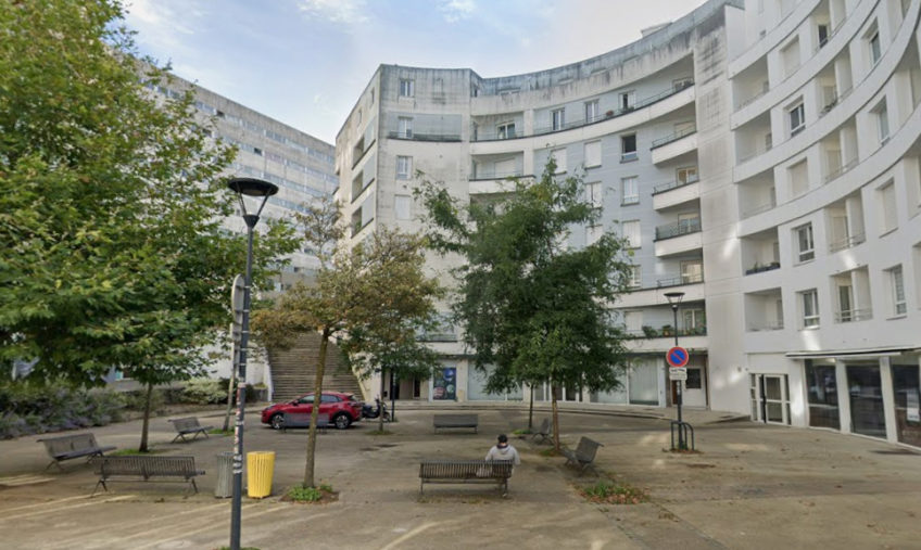 A VENDRE LOCAL COMMERCIAL - 927