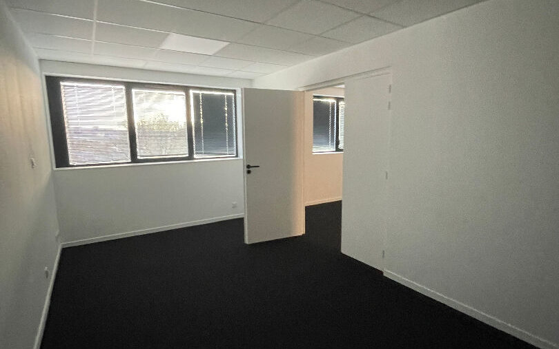 A LOUER – BUREAU DE 126 M² – BREST KERGARADEC - 1613