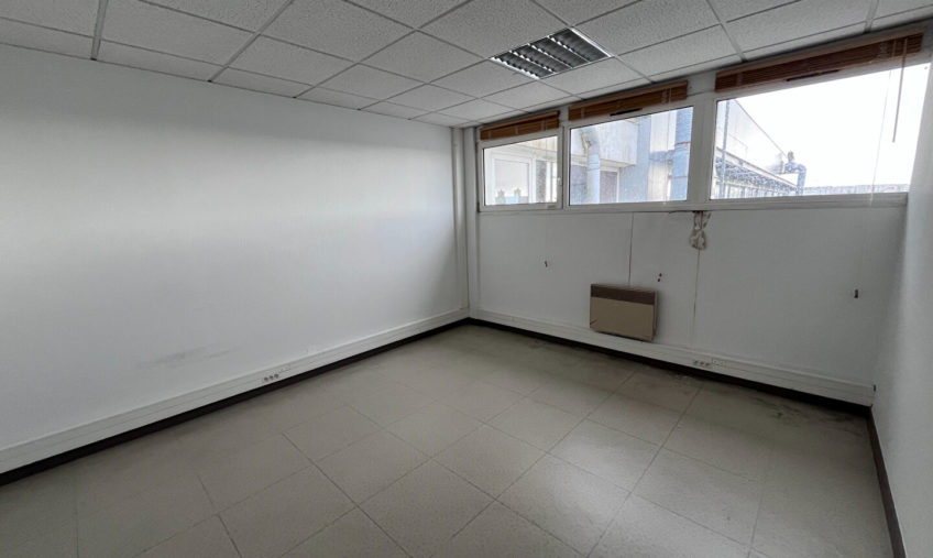A LOUER – BREST KERGONAN – BUREAUX DE 160 M² - 1669