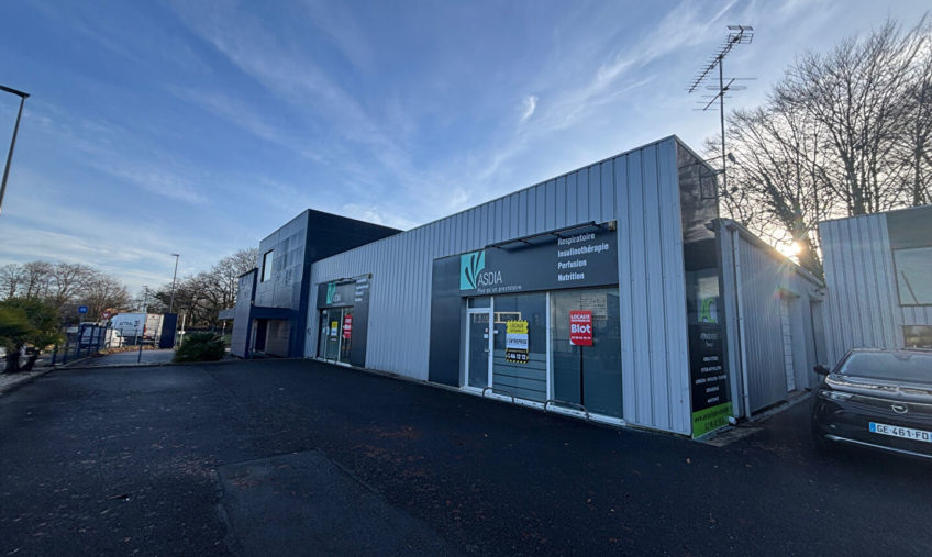 LOCAL ACTIVITE  BREST KERGARADEC A LOUER - 973