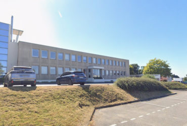 A LOUER – GOUESNOU KERGARADE – BUREAUX DE 1160 M² A LOUER