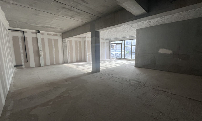 A VENDRE – BREST RIVE DROITE – LOCAL PROFESSIONNEL DE 99 M² - 1724
