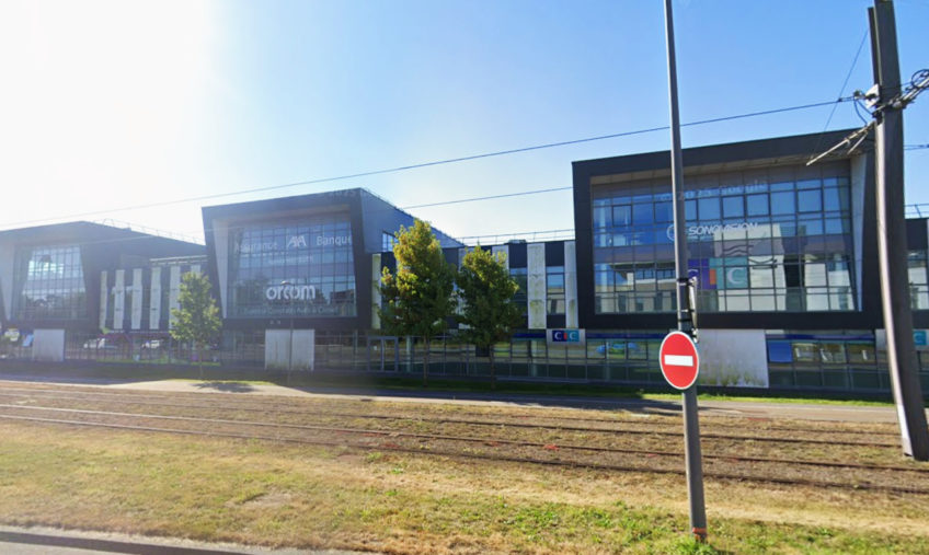 A LOUER – GUIPAVAS – Kergonan / Froutven – BUREAUX DE 360 M2 - 1733