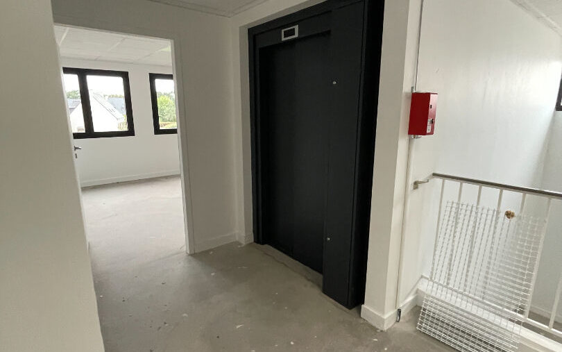 LOCAL COMMERCIAL BREST RIVE DROITE A LOUER - 11570