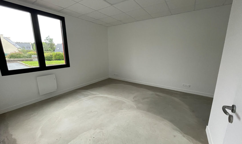 LOCAL COMMERCIAL BREST RIVE DROITE A LOUER - 11570