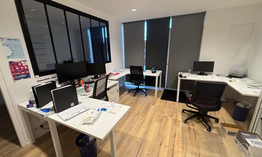 LOCAL ACTIVITE  BREST KERGARADEC A LOUER - 973