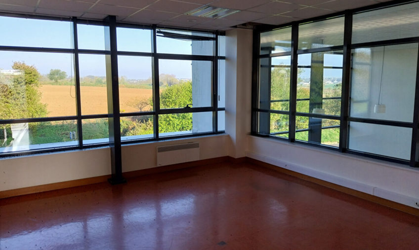 A LOUER – TECHNOPOLE PLOUZANE – BUREAUX - 1386