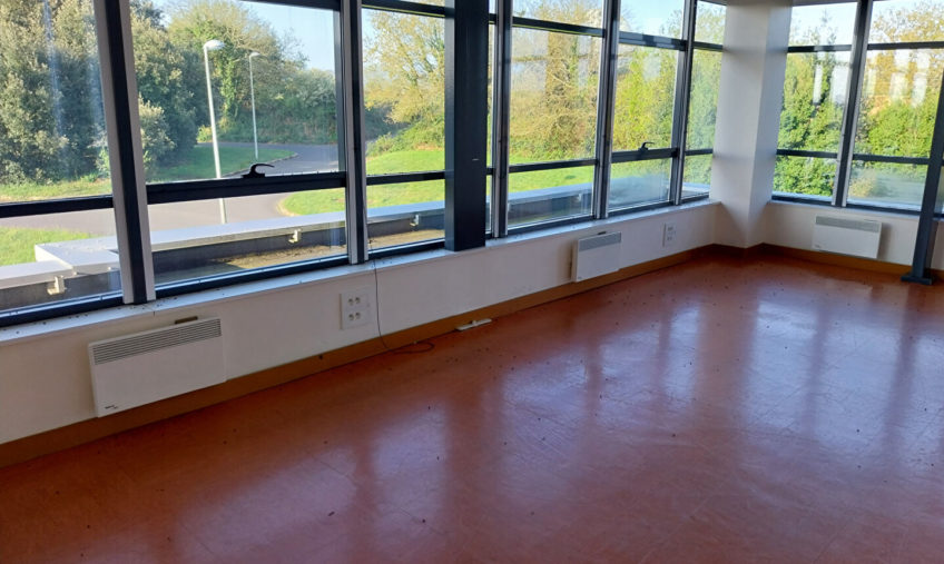 A LOUER – TECHNOPOLE PLOUZANE – BUREAUX - 1386