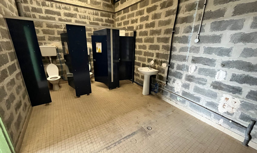 LOCAL ACTIVITE PLABENNEC A LOUER - 1389