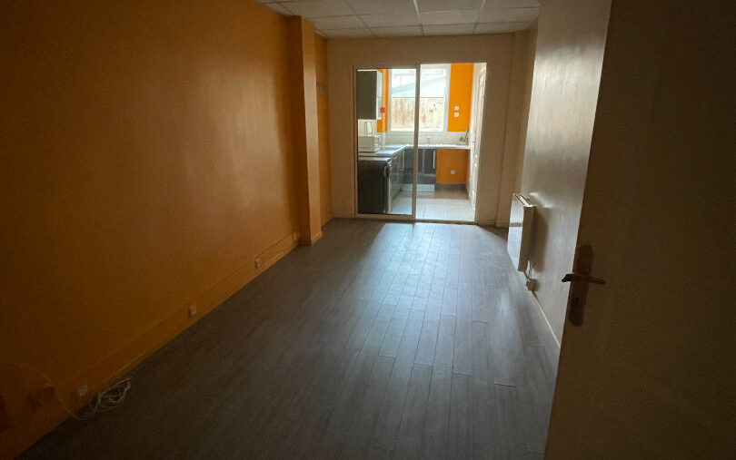 LOCAL COMMERCIAL BREST PROCHE JAURES A VENDRE - 1515