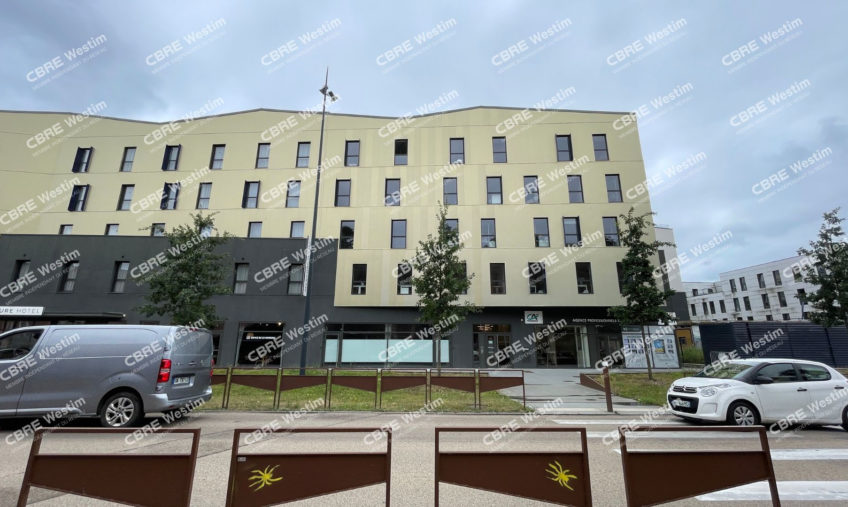 A LoUER PLATEAU DE BUREAUX - 1584