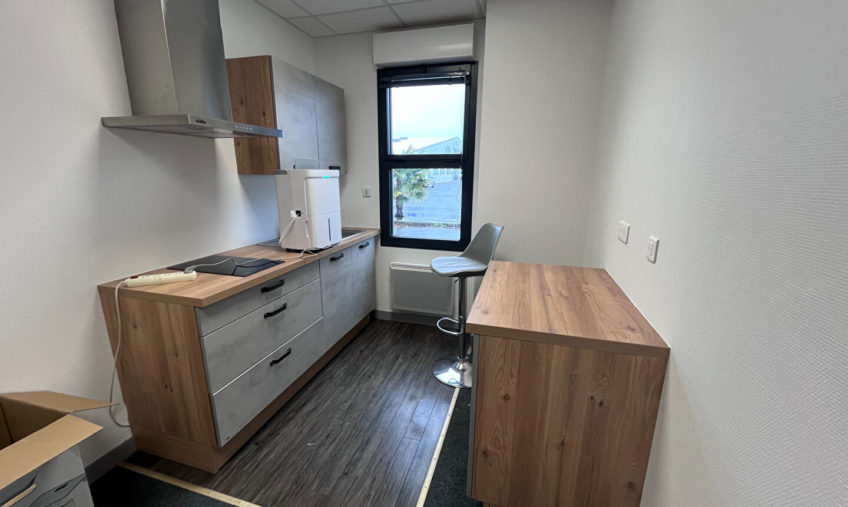 A LOUER –  GOUESNOU KERGARADEC – BUREAUX DE 251 M2 - 1611