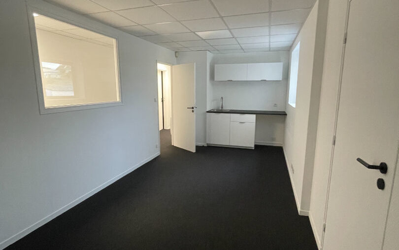 A LOUER – BUREAUX DE 126 M² – BREST KERGARADEC - 1613