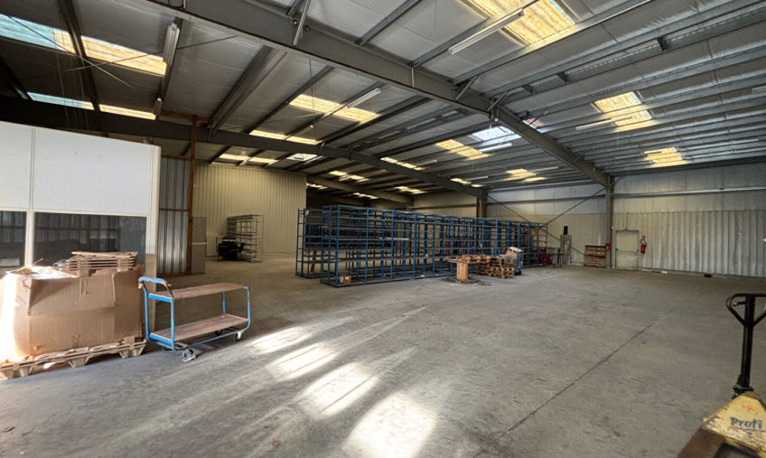 Local d&rsquo;activité Guipavas 1157 m2 - 1629