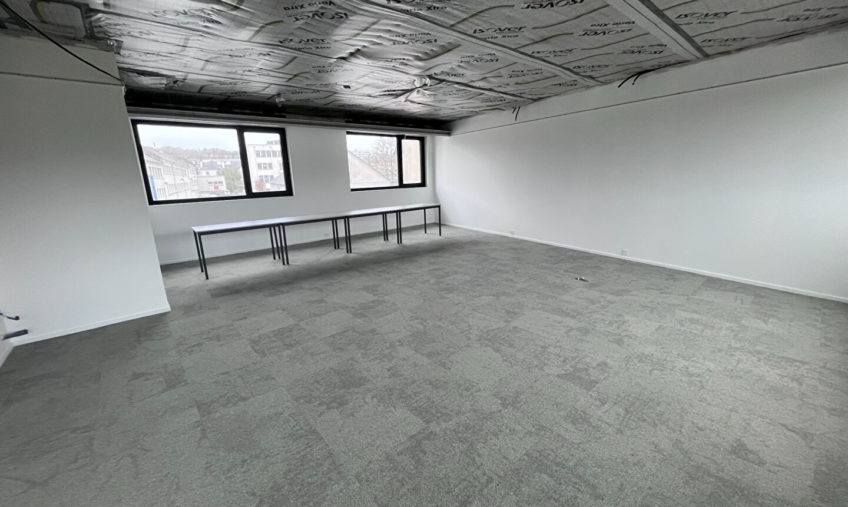 A LOUER – LANDERNEAU – PLATEAU DE BUREAUX DE 220 M² - 1682