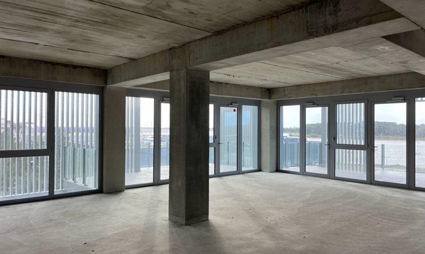 Bureaux au coeur du quartier tertiaire de la Base à LORIENT - 1695