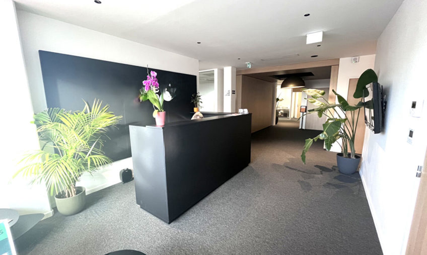 A VENDRE – BREST PORT DE COMMERCE  – BUREAUX DE 768 M2 - 1727