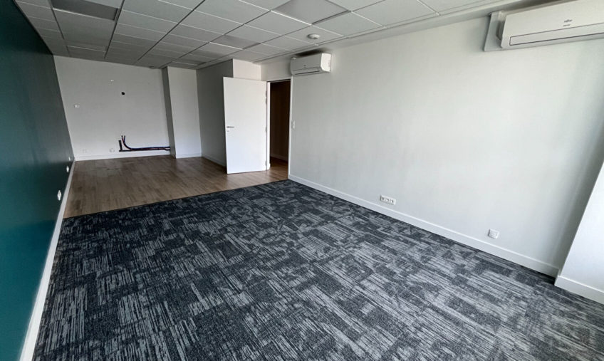 A LOUER – BREST RIVE DROITE – BUREAUX DE 103 M² - 1732