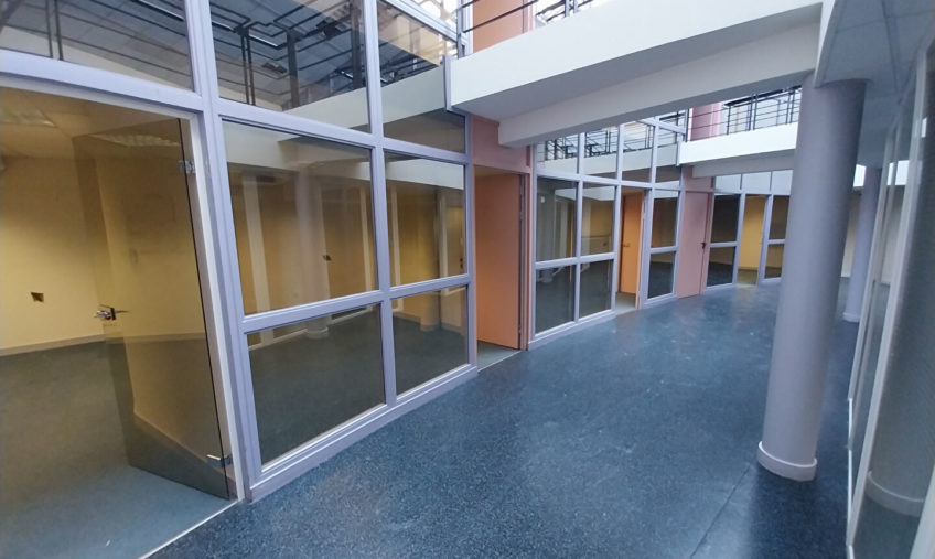 A LOUER – BREST CENTRE VILLE  SECTEUR JAURES – BUREAUX DE 580 M2 - 1739