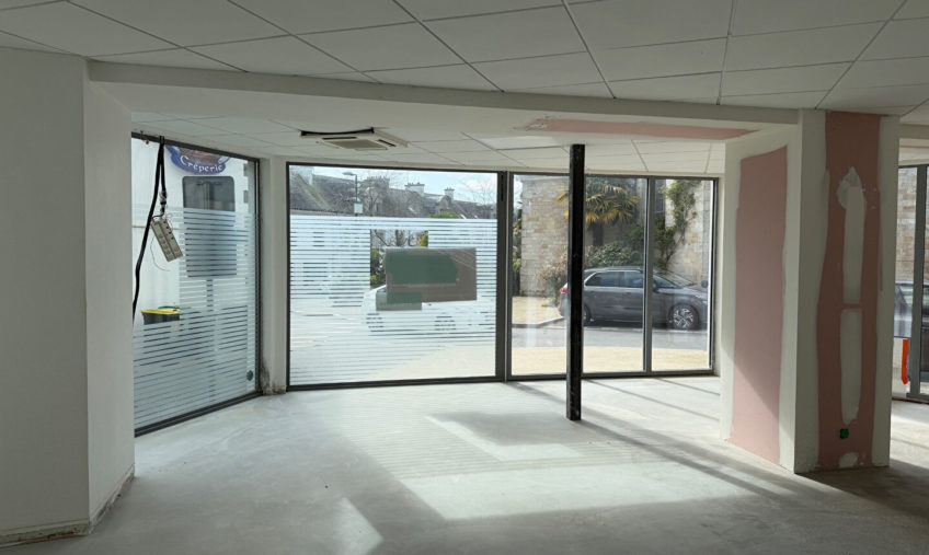 Beau local commercial  95 m2  au centre de Guidel - 1787