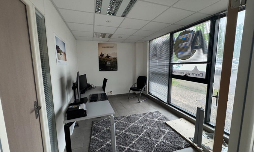 A VENDRE / A LOUER – BUREAUX DE 100 M2 – GUIPAVAS PRAT PIP - 1655