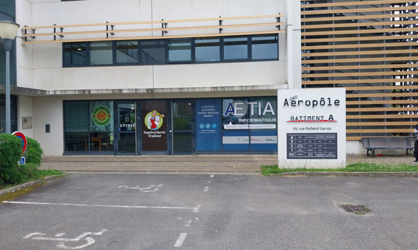 A VENDRE / A LOUER – BUREAUX DE 100 M2 – GUIPAVAS PRAT PIP - 1655