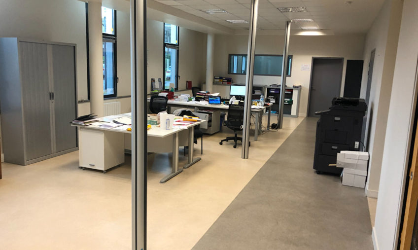 A LOUER – GUIPAVAS AEROPORT – BUREAUX DE 165 M2 - 836